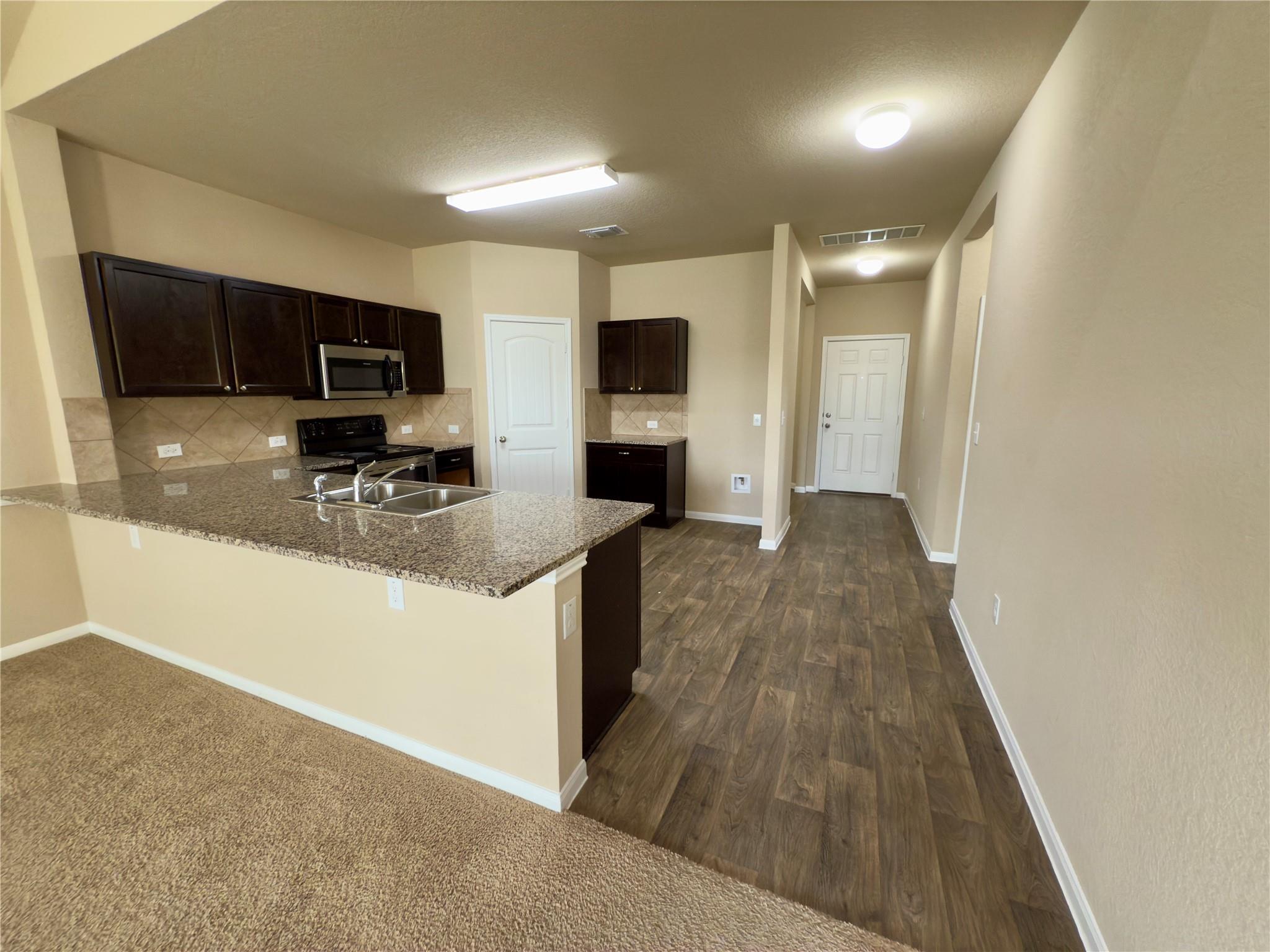 11629 Carbrook Rd Property Photo 13