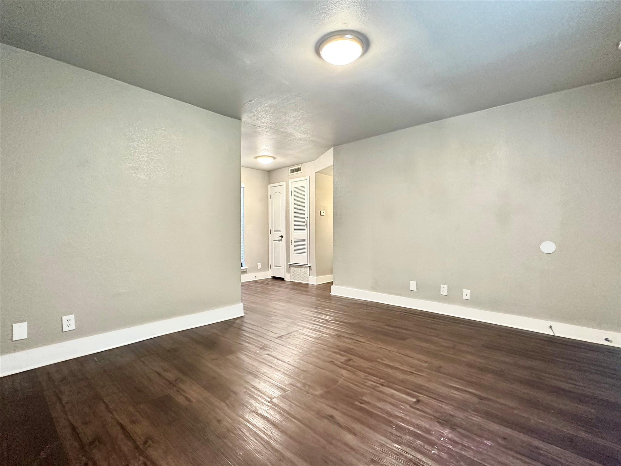4316 Bull Creek Rd #111 Property Photo 4