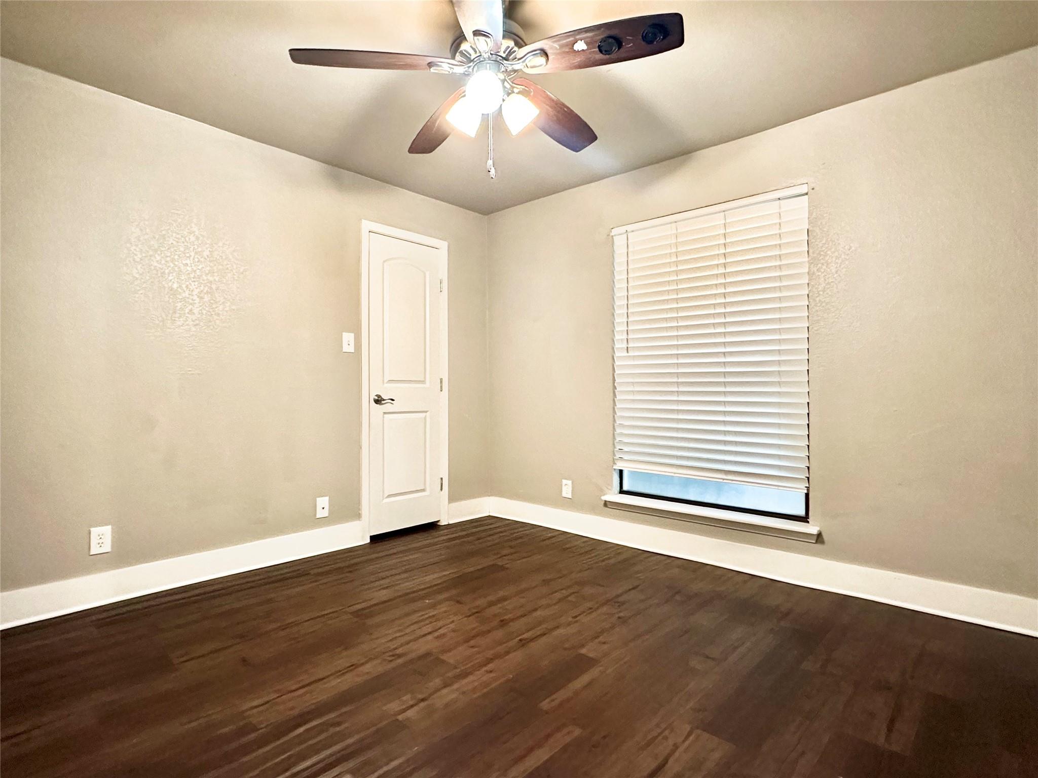 4316 Bull Creek Rd #111 Property Photo 6