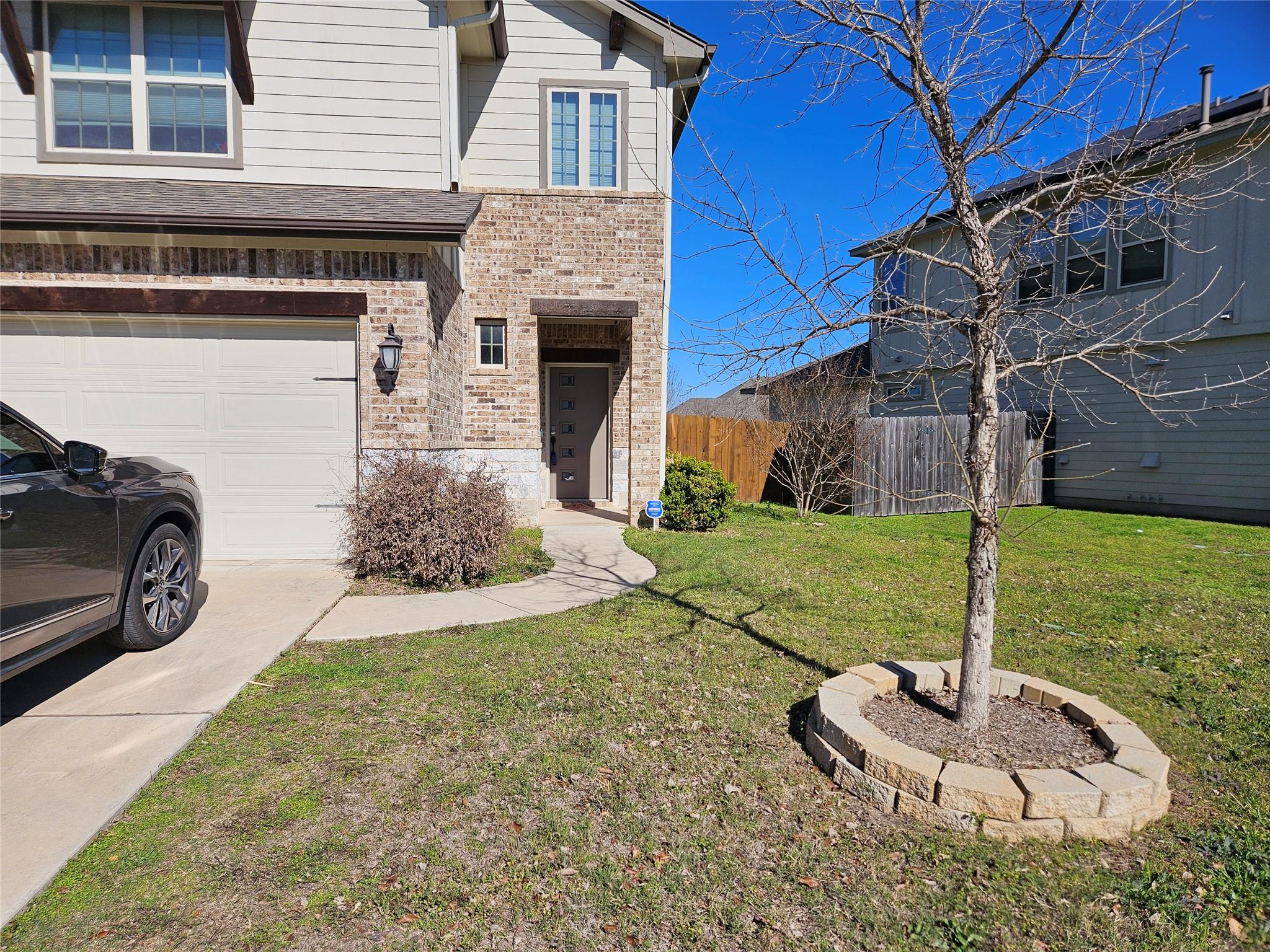 8012 Izetta Ln Property Photo