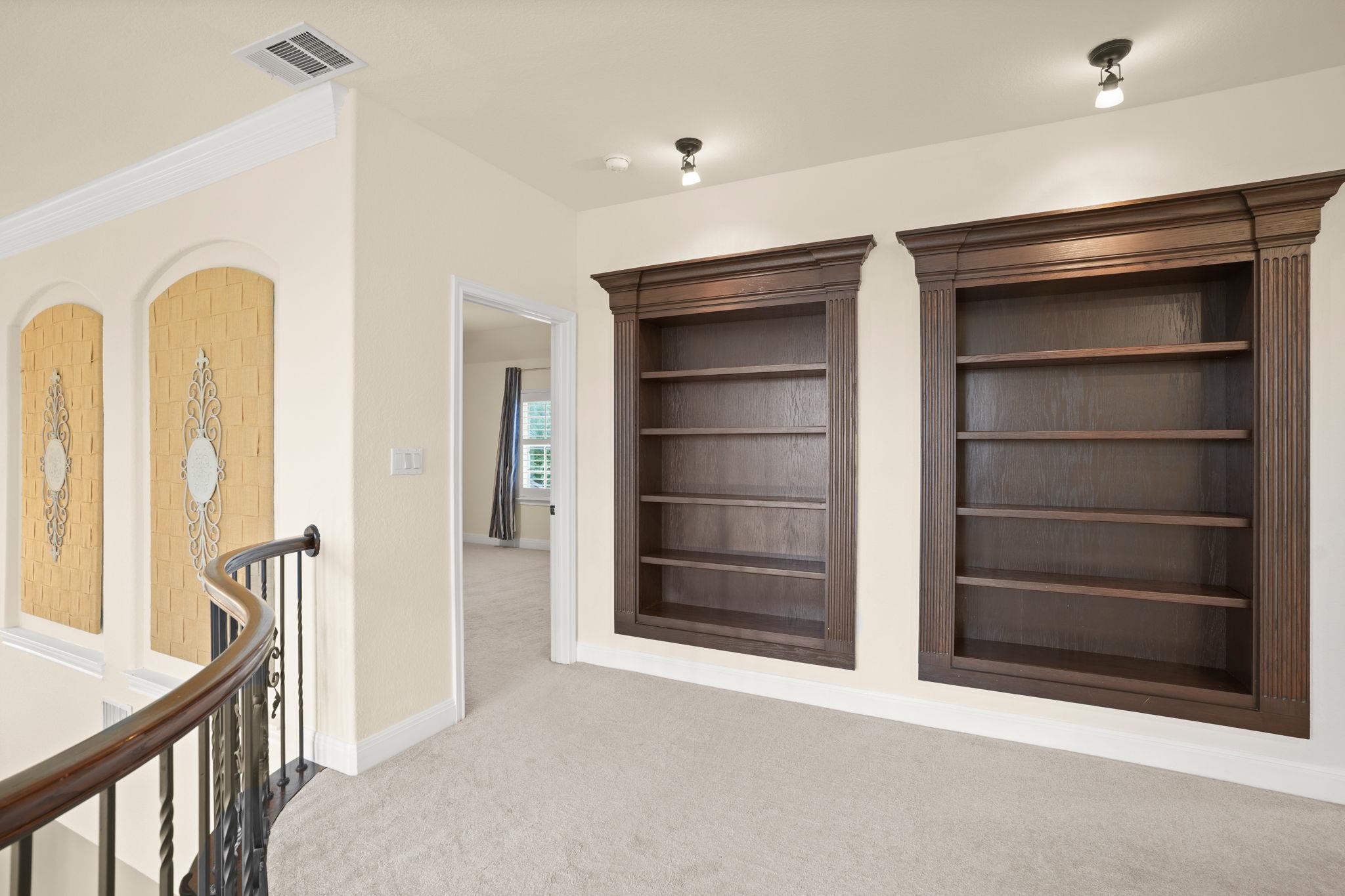 121 Burgess Ln Property Photo 34