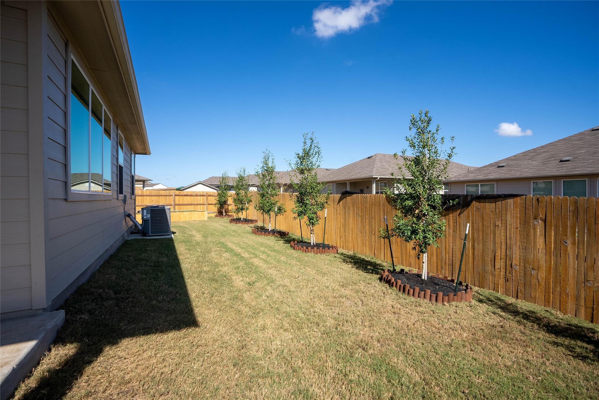 190 Elbow Bush Cv Property Photo 20