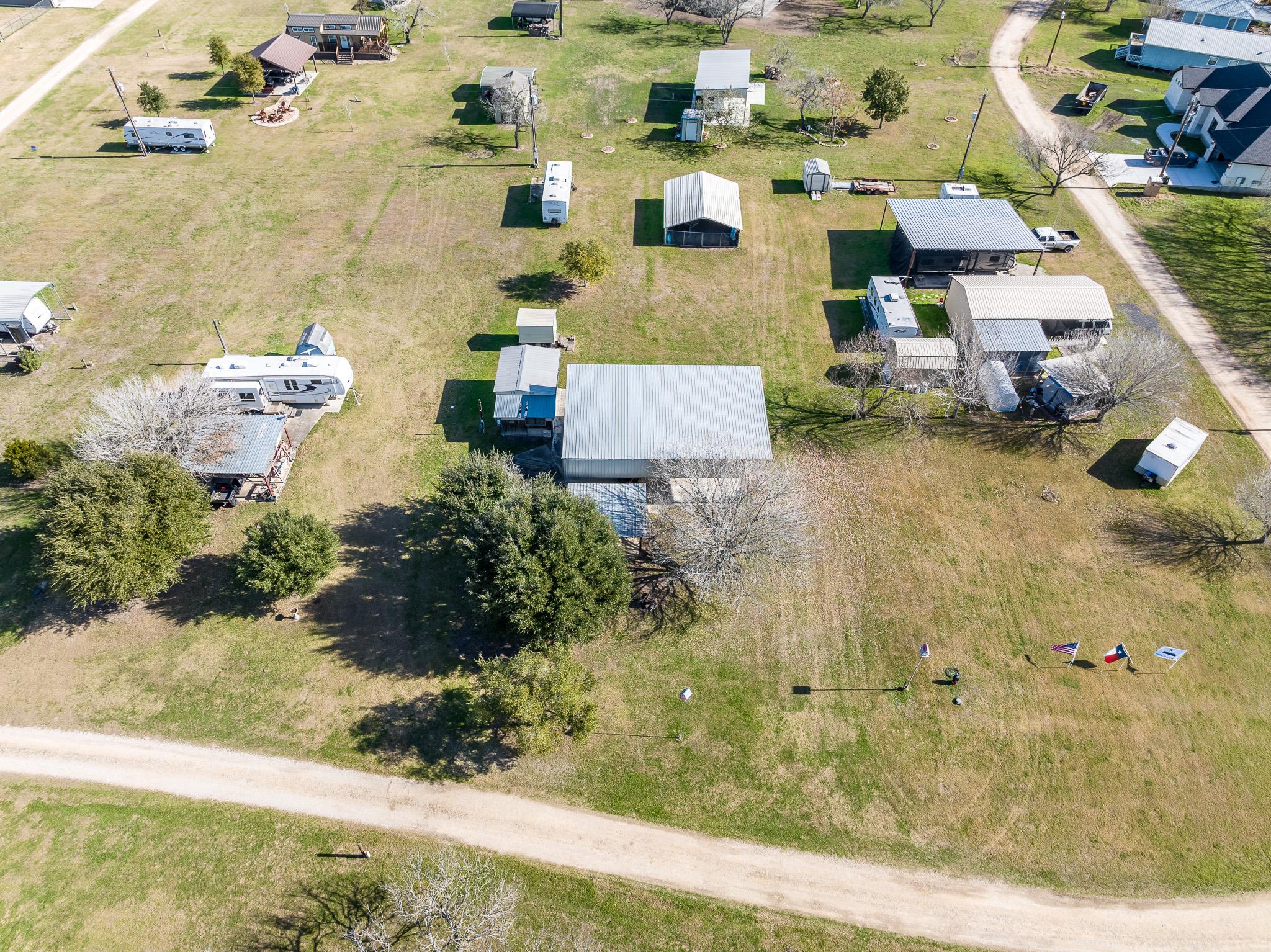 2 Tapi Ln Property Photo 10