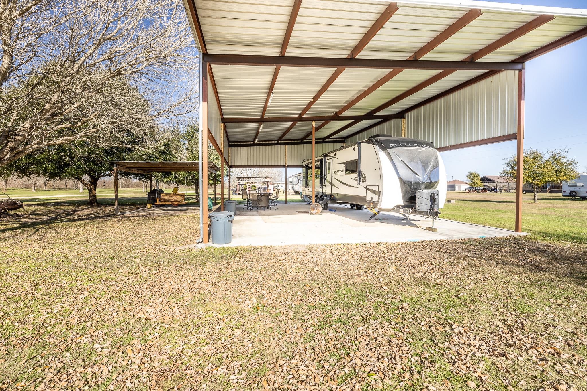 2 Tapi Ln Property Photo 12