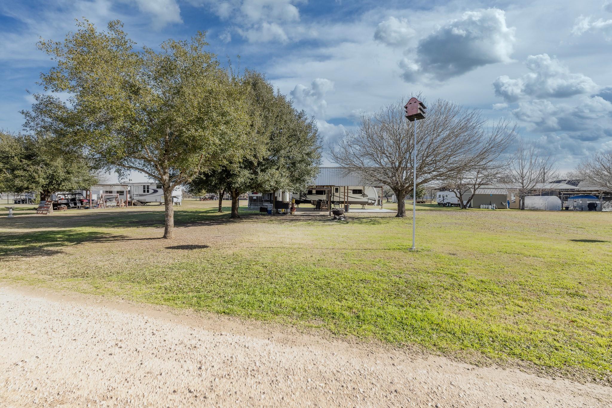2 Tapi Ln Property Photo 19