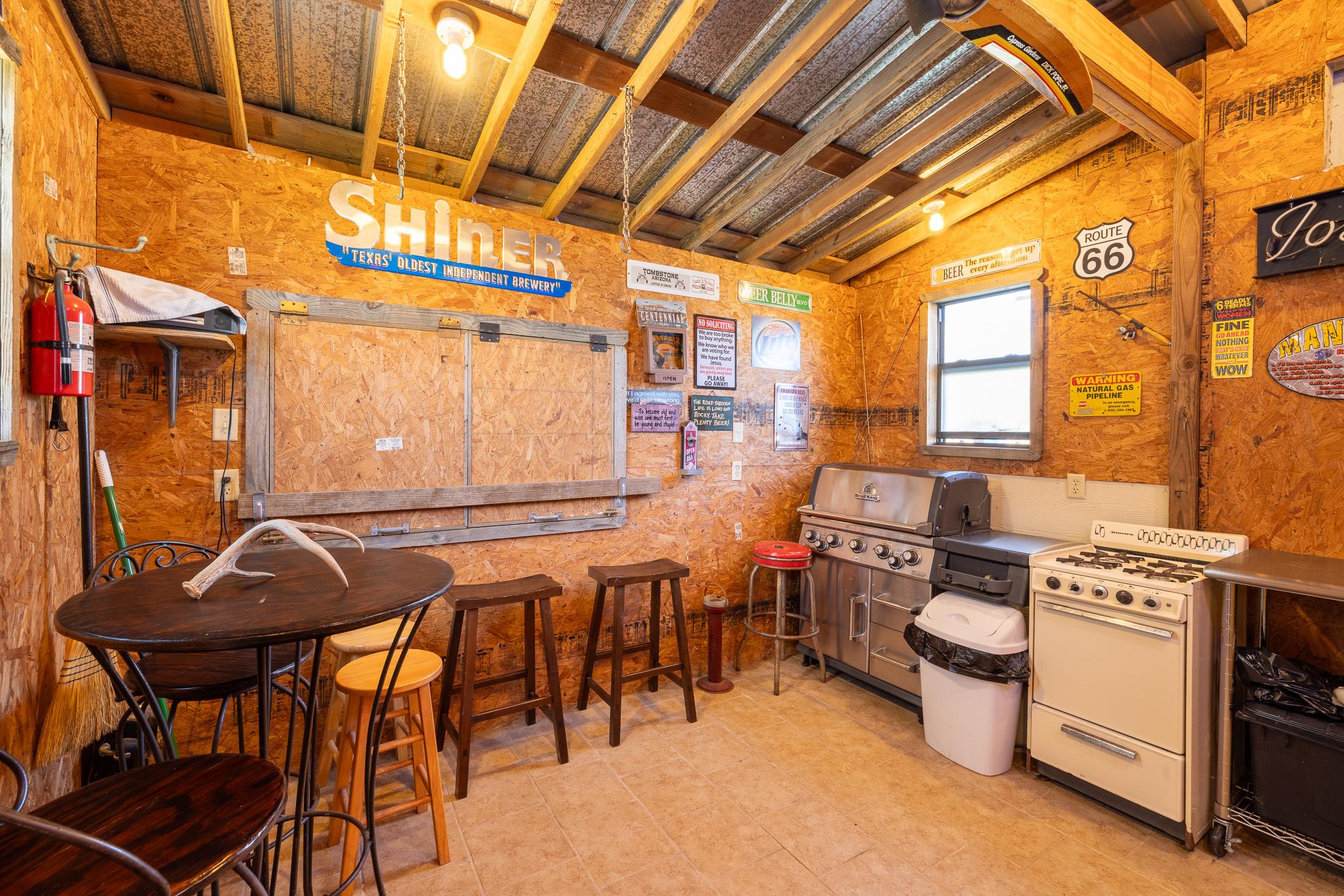 2 Tapi Ln Property Photo 26