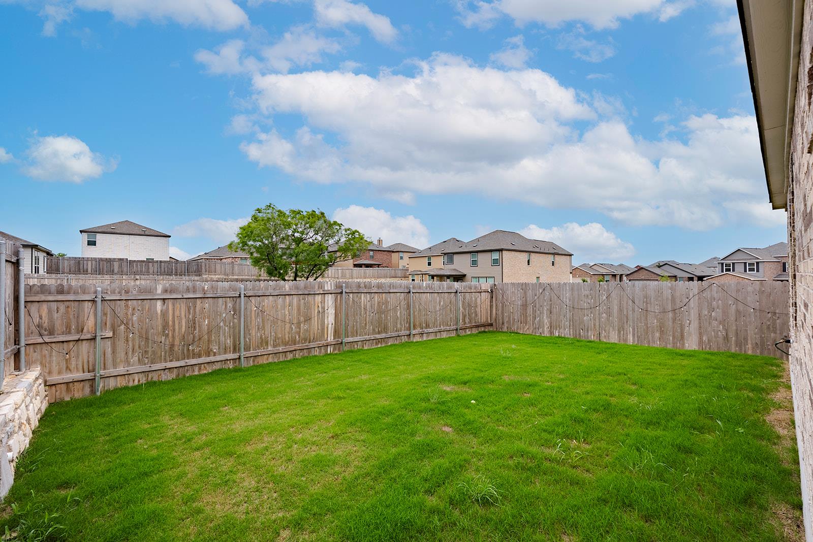 7216 Gray Catbird Dr #86 Property Photo 19