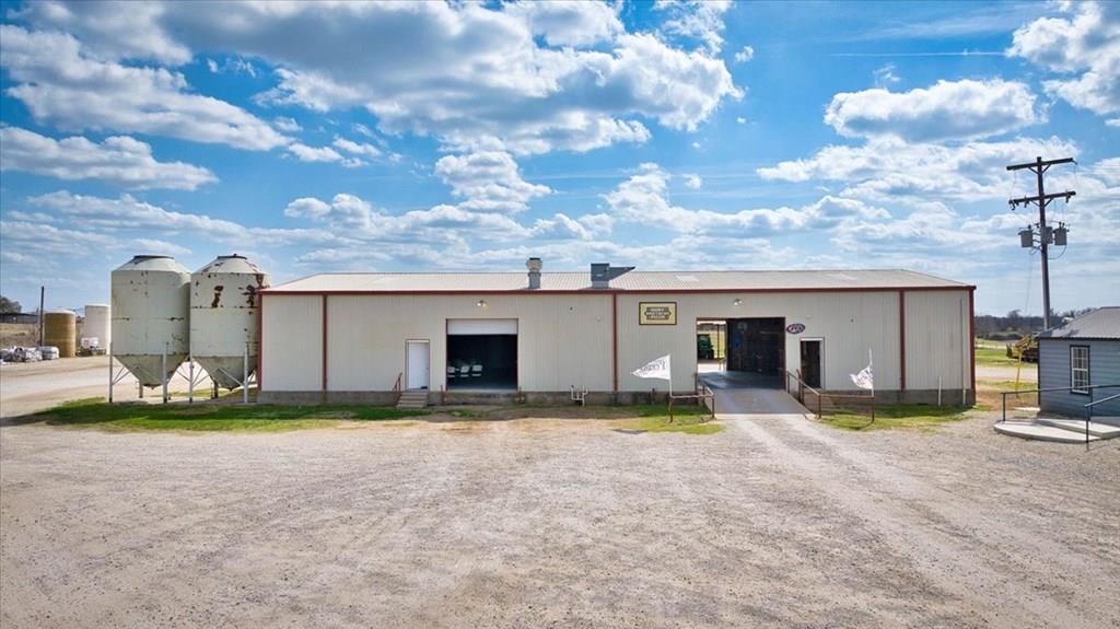604 E. Us H 190wy None Property Photo 4