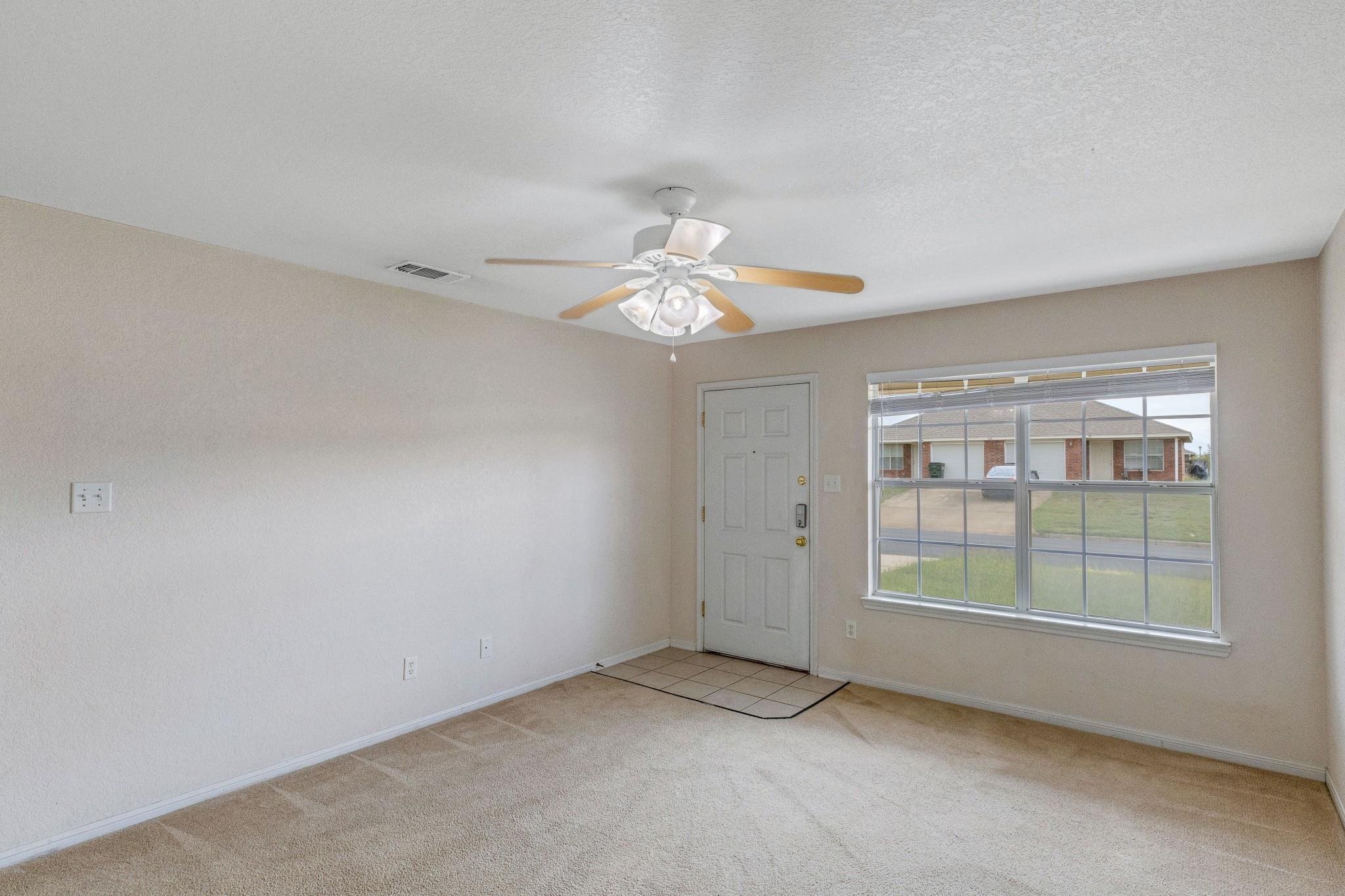 319 Cedar Ridge Dr #a Property Photo 6