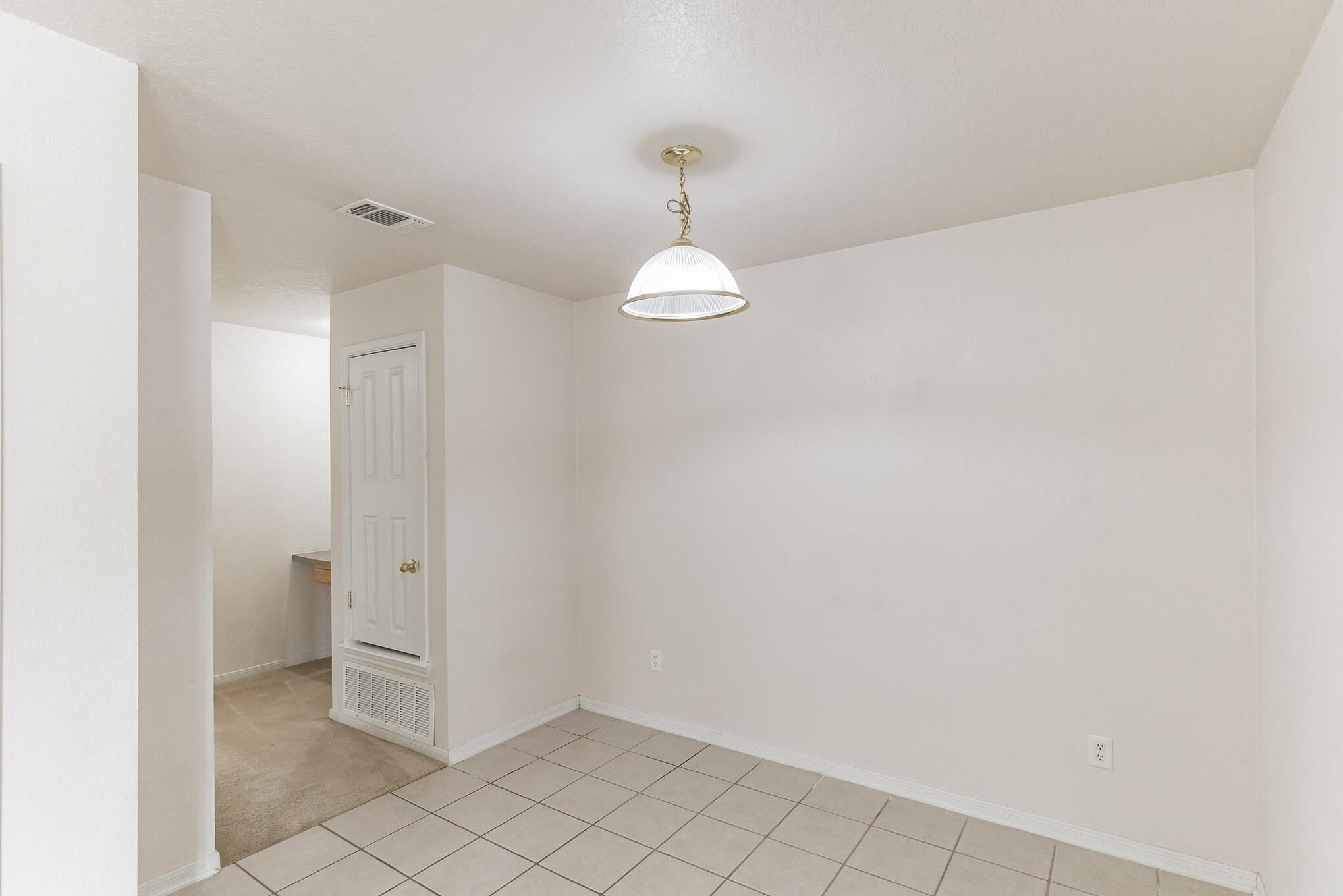 319 Cedar Ridge Dr #a Property Photo 14