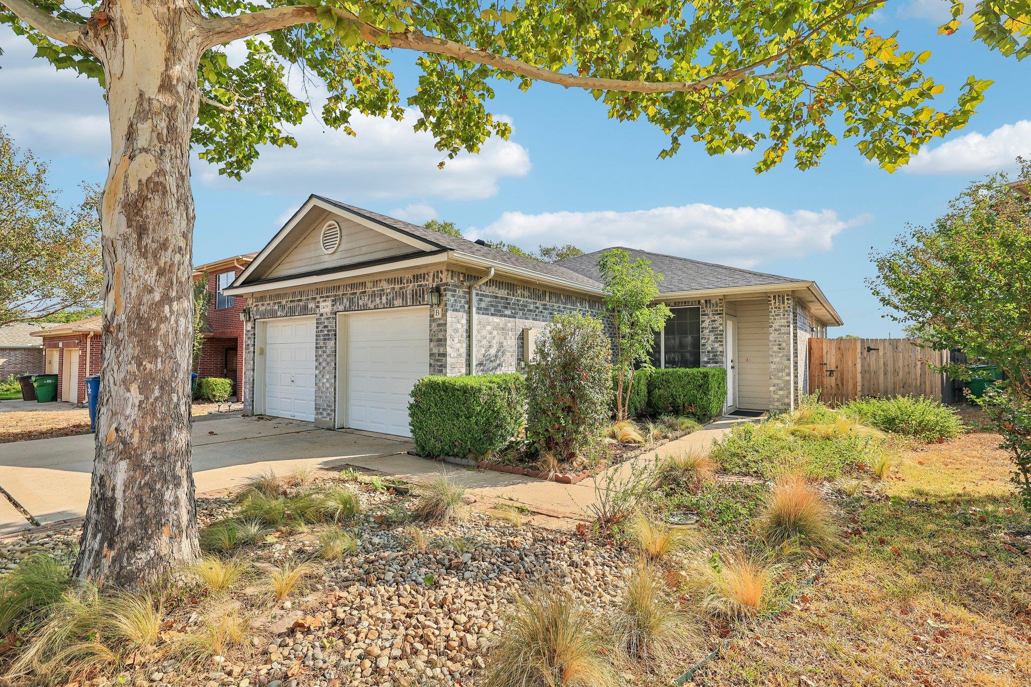 2409B Curry Loop None Property Photo 1