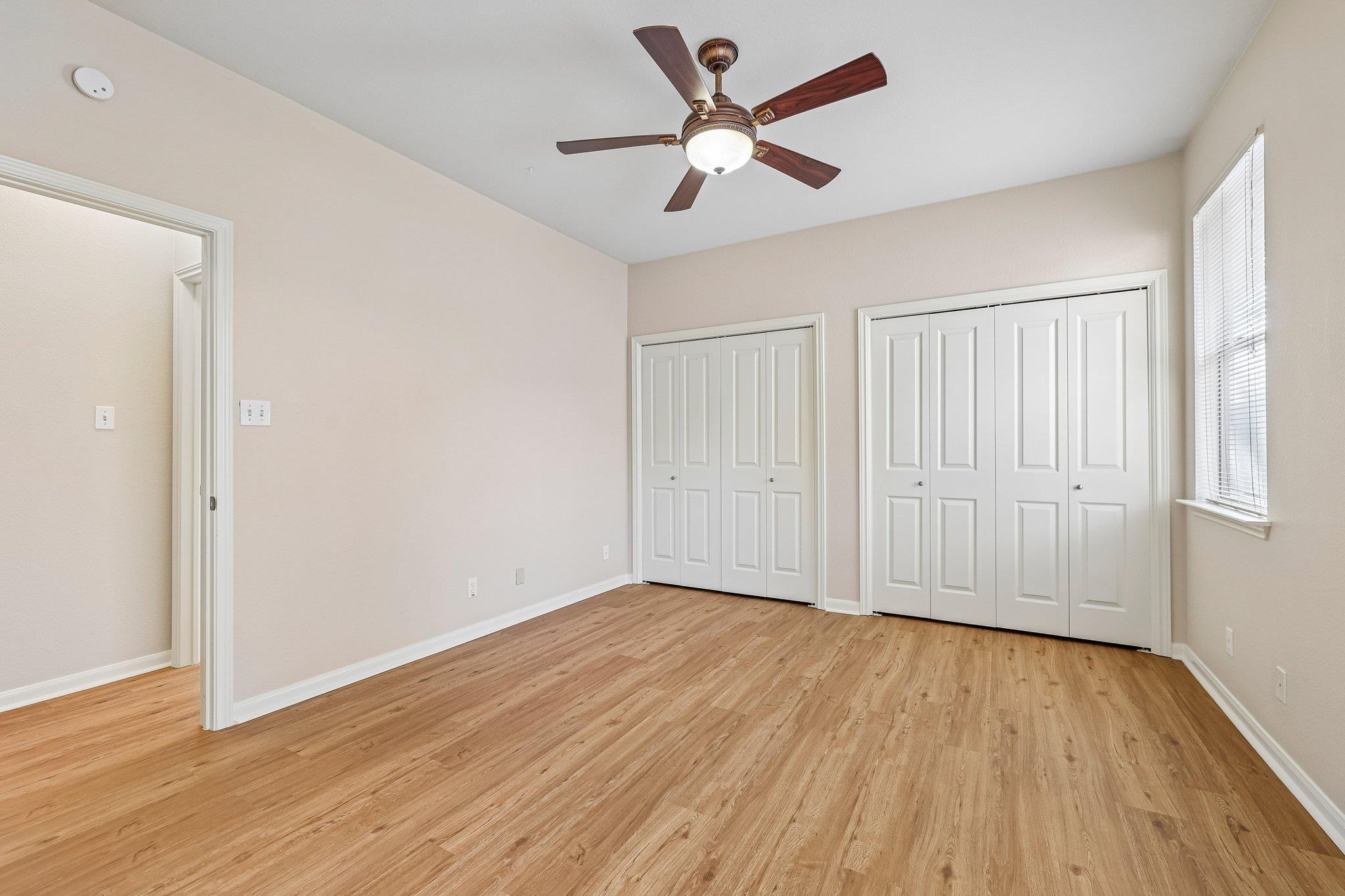 2409b Curry Loop None Property Photo 20