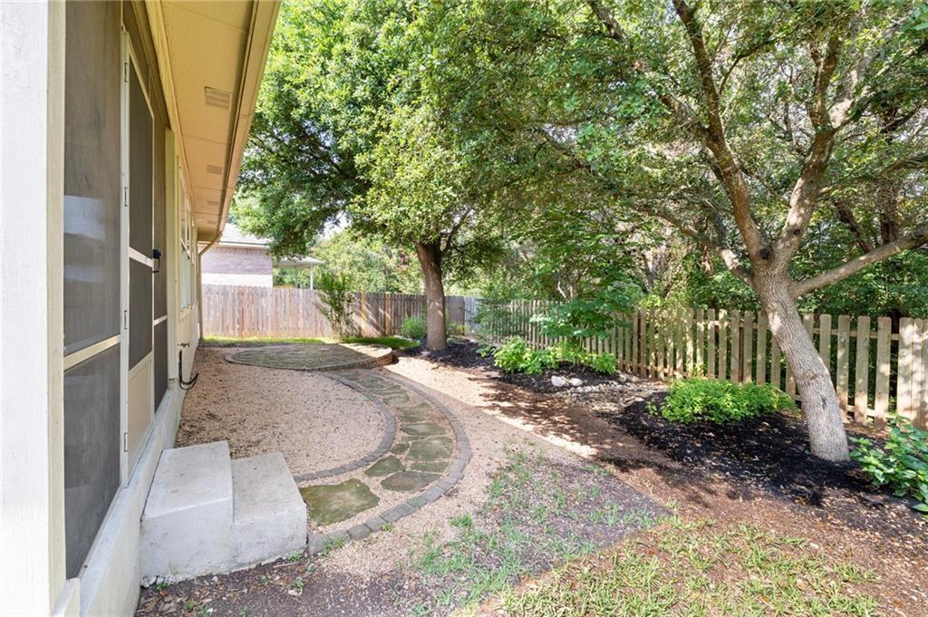 4526 Corran Ferry Loop Property Photo 6
