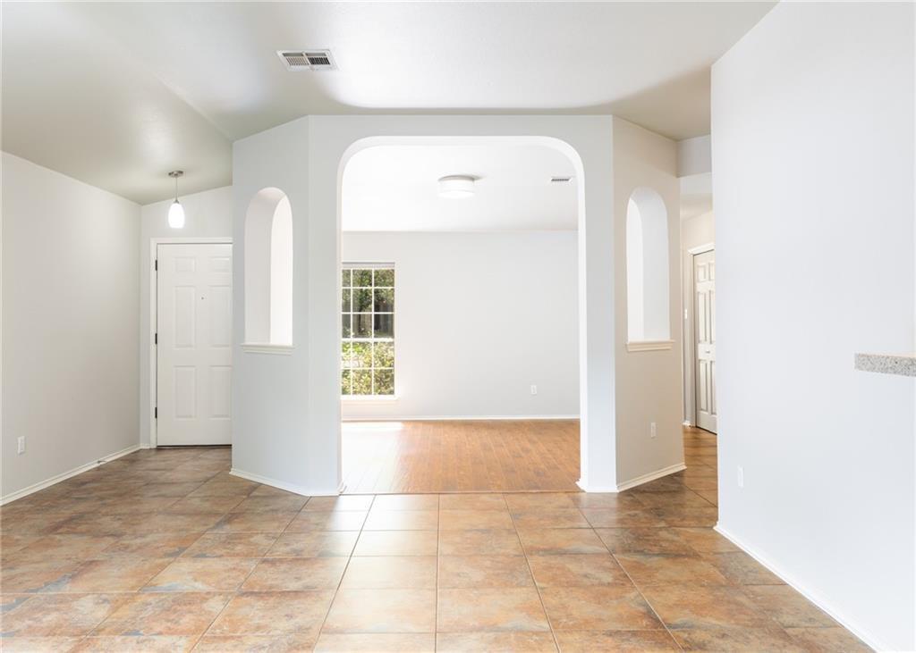 4526 Corran Ferry Loop Property Photo 11