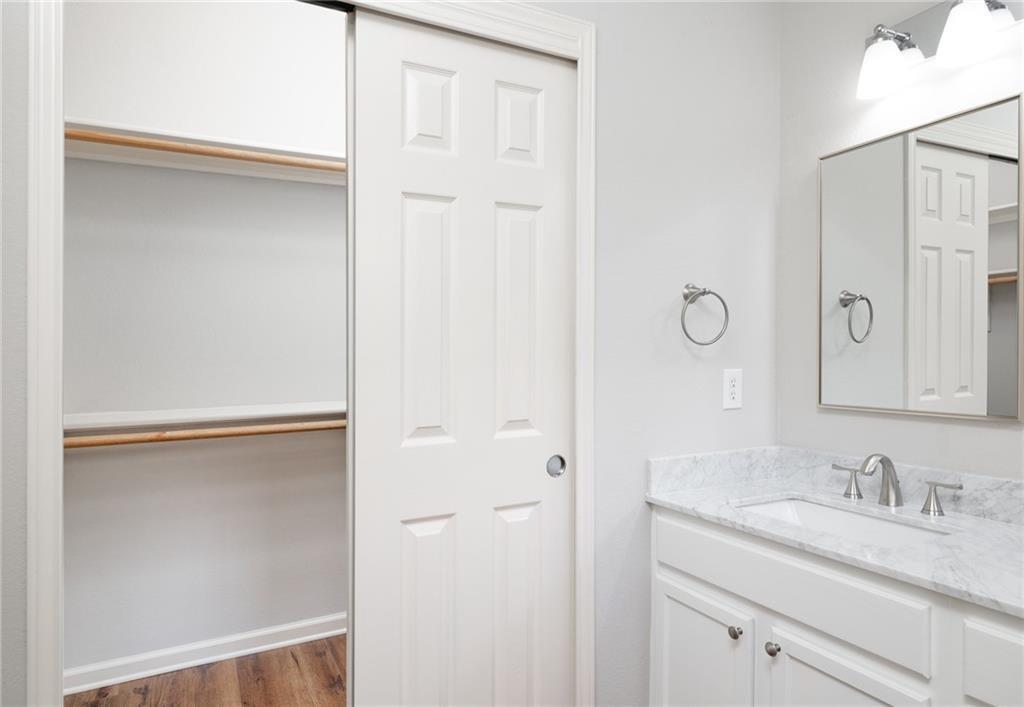 4526 Corran Ferry Loop Property Photo 19
