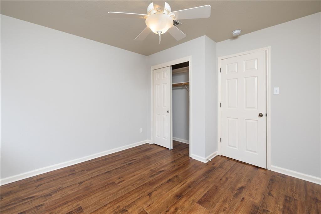 4526 Corran Ferry Loop Property Photo 22