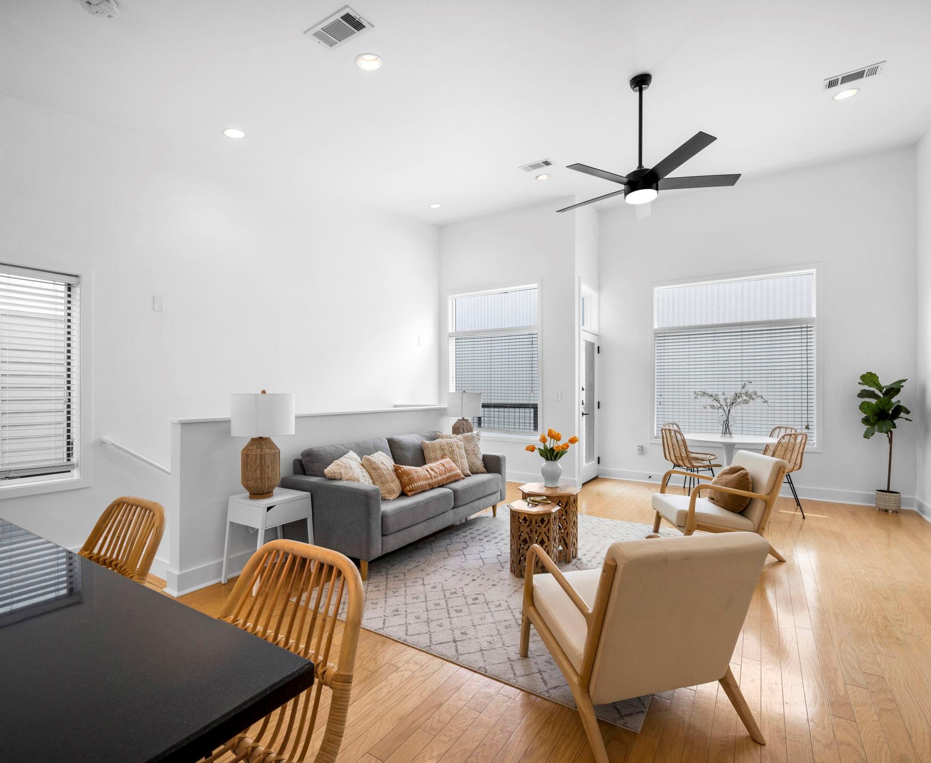 1702 S Lamar Blvd #21 Property Photo 2