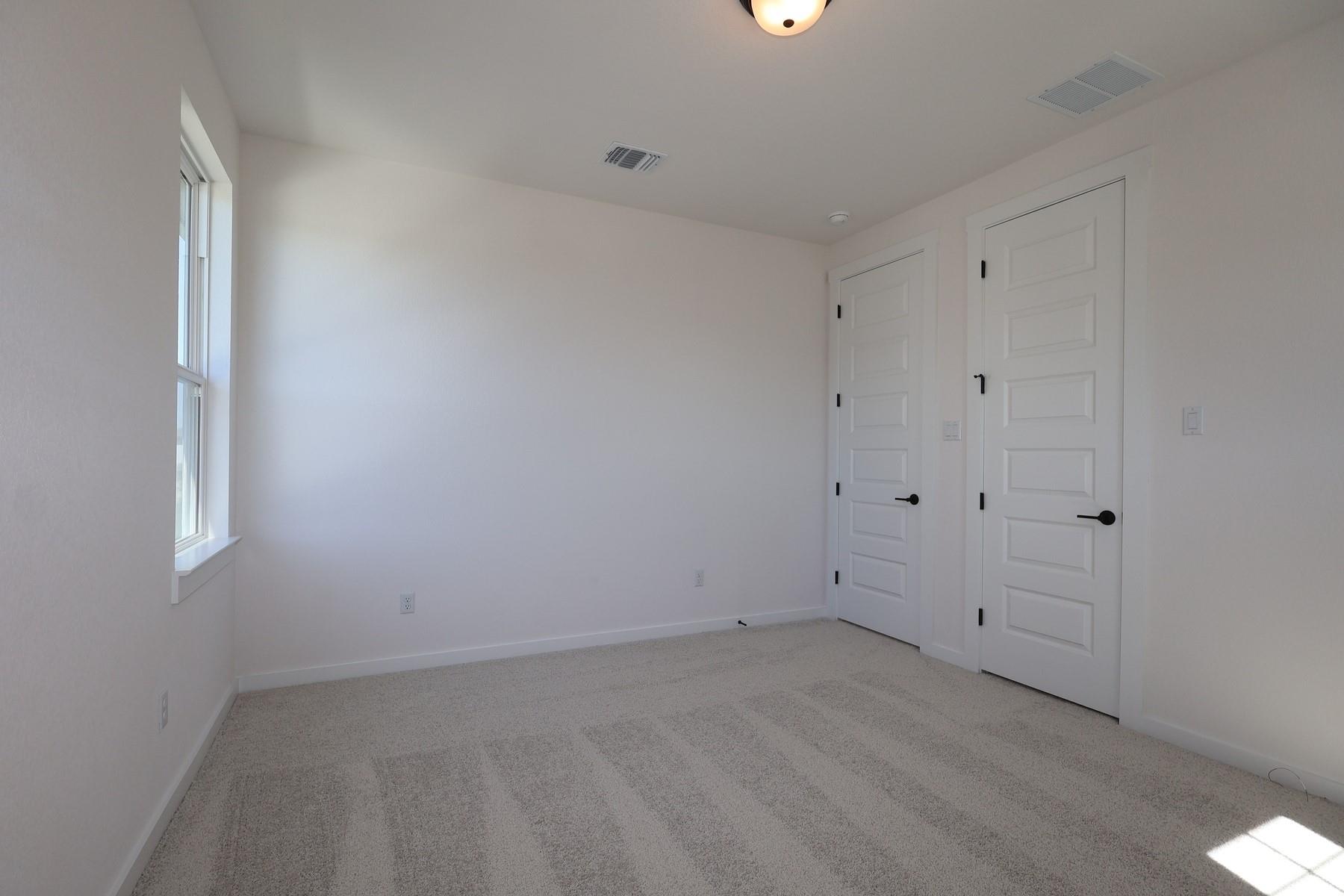 541 Bloomington Loop None Property Photo 20