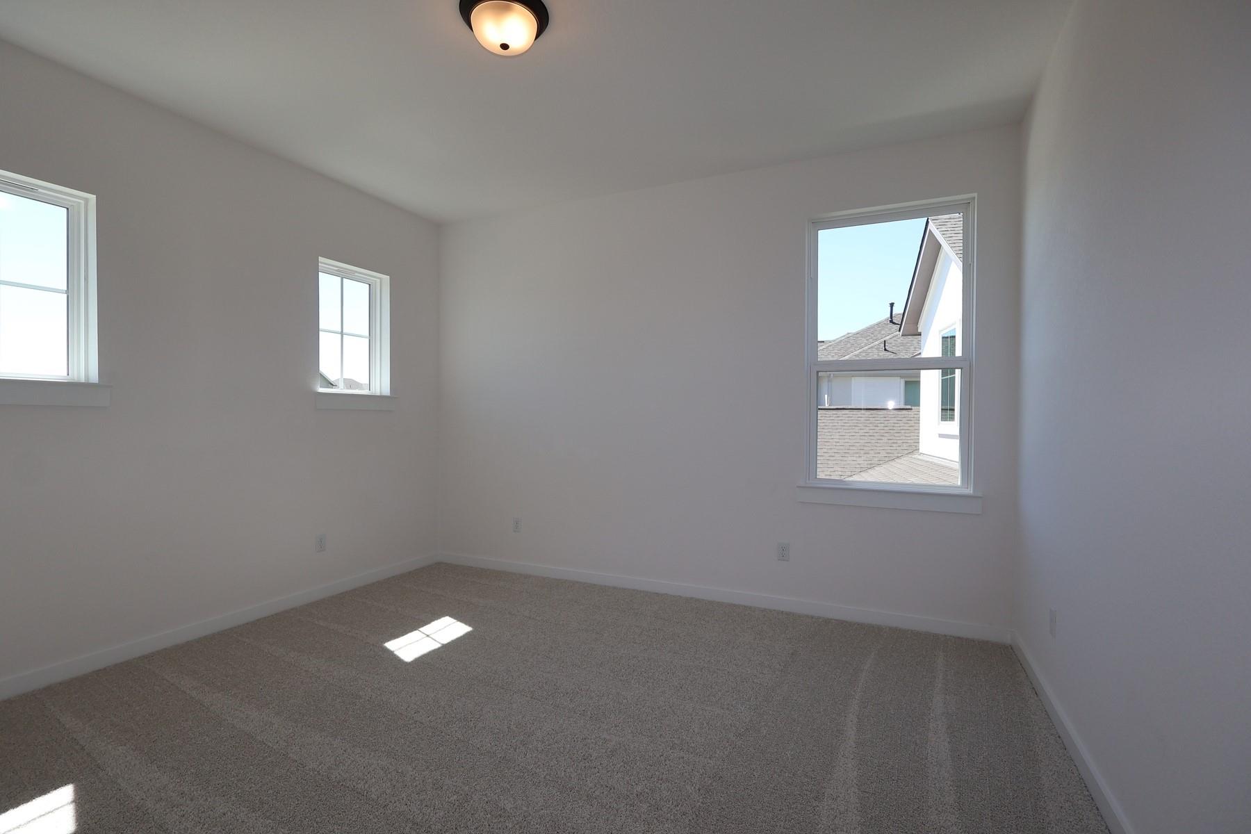 541 Bloomington Loop None Property Photo 23