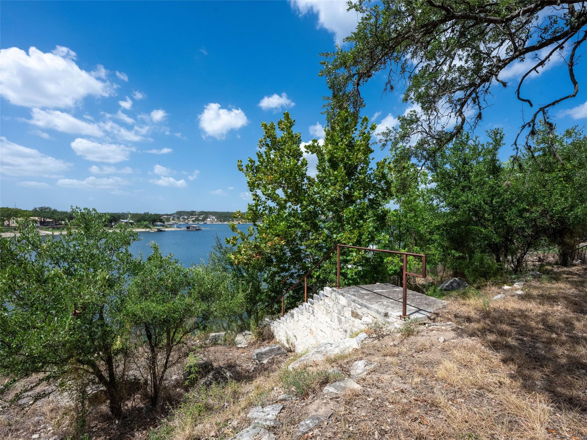 1200 Hurst Holw Property Photo 7