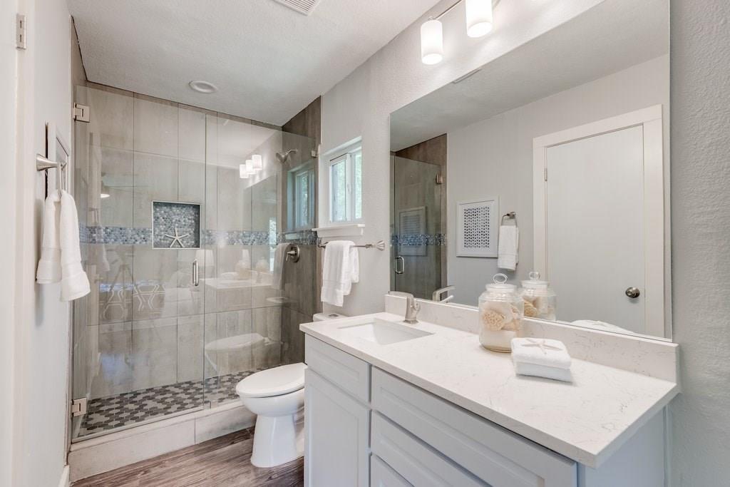 1512 Luray Dr Property Photo 15