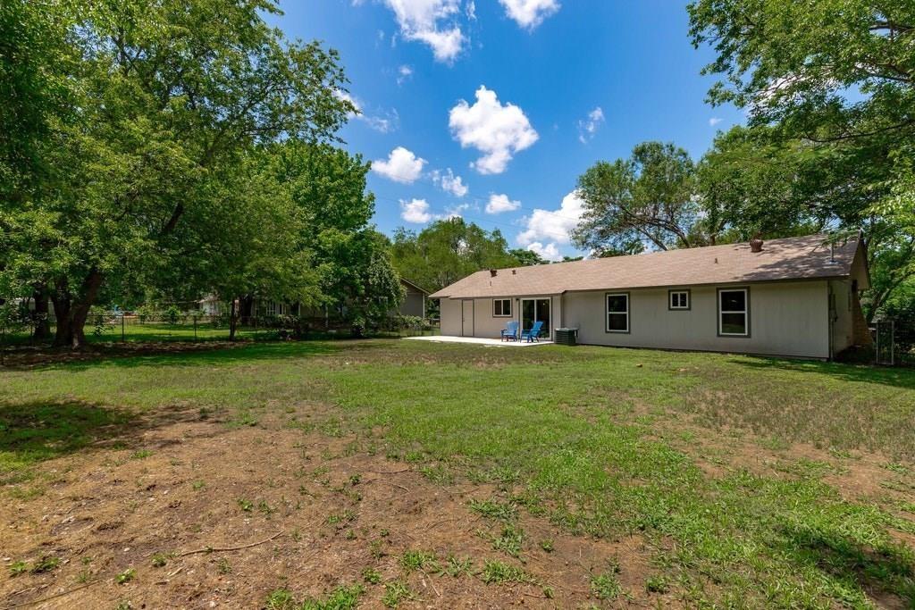 1512 Luray Dr Property Photo 20