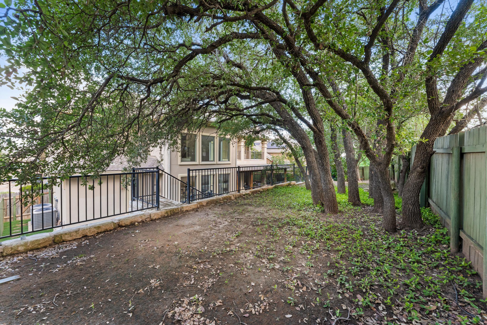 13500 Coleto Creek Trl Property Photo 37