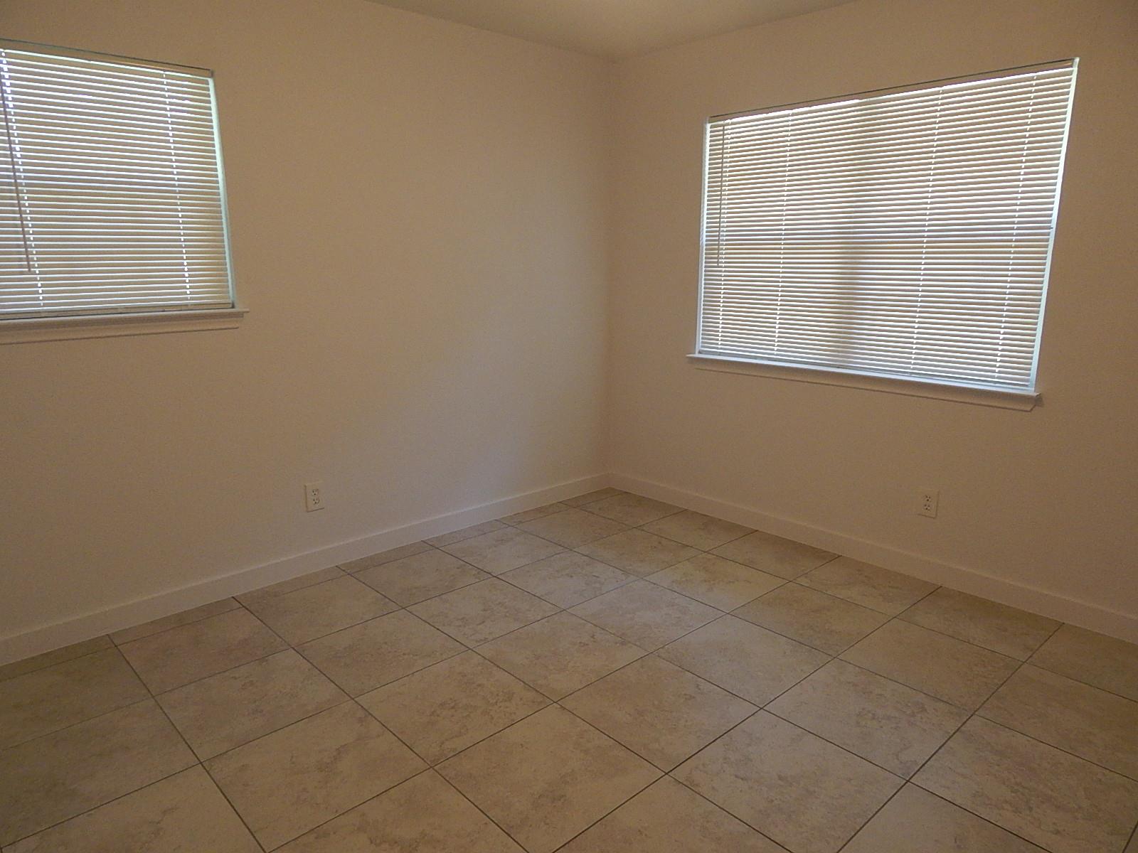 1510 Gordon St St Property Photo 13