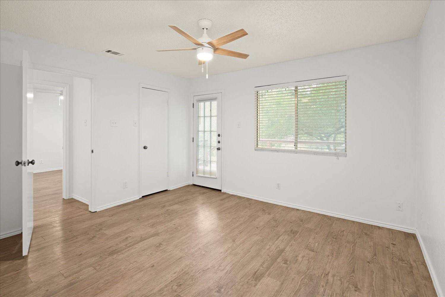 220 Sailmaster St #a Property Photo 17