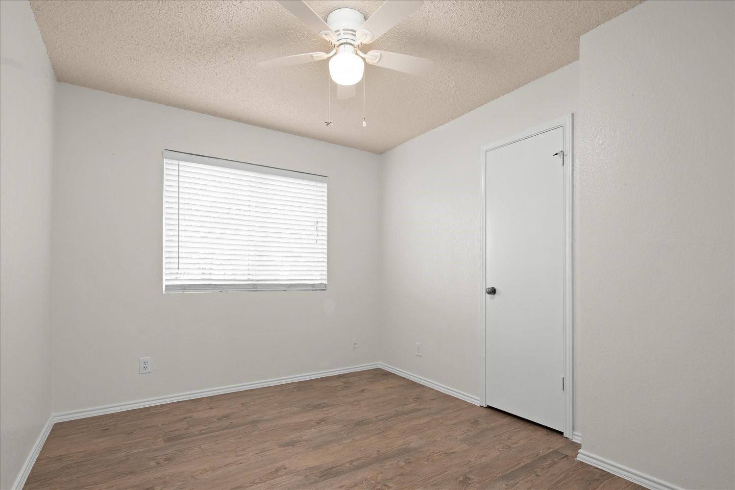 220 Sailmaster St #a Property Photo 20