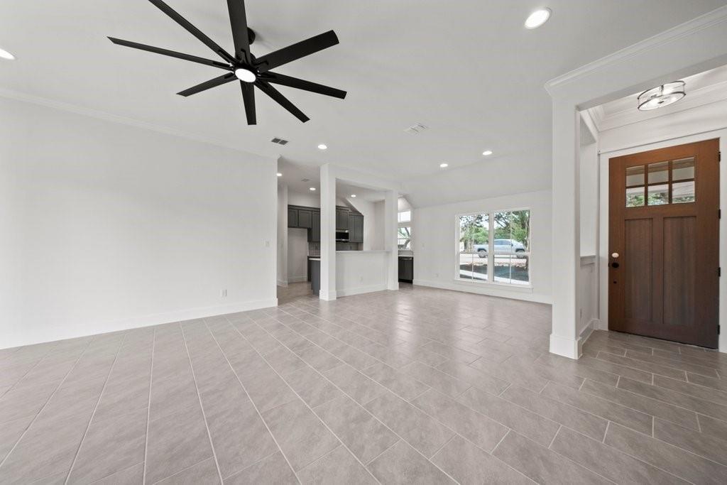 2 Stepping Stone Ct Property Photo 7