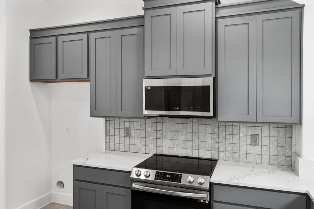 2 Stepping Stone Ct Property Photo 18