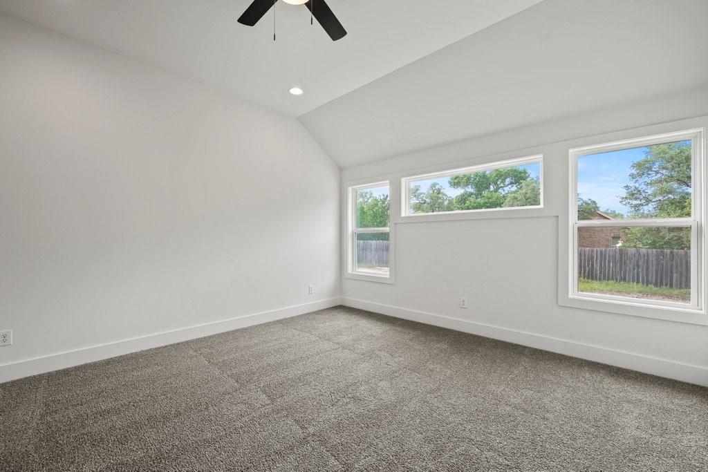 2 Stepping Stone Ct Property Photo 23