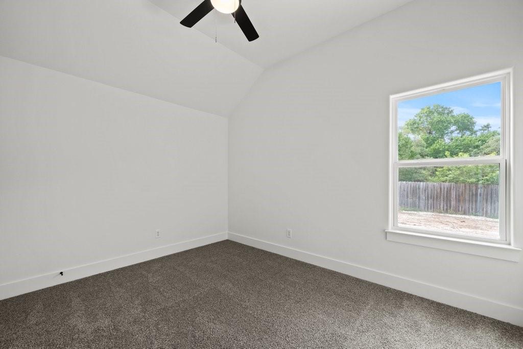 2 Stepping Stone Ct Property Photo 32