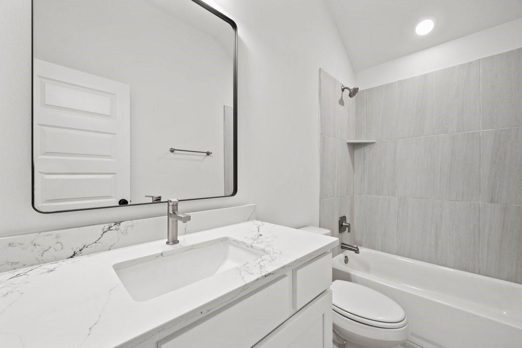 2 Stepping Stone Ct Property Photo 34