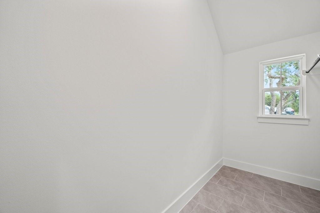 2 Stepping Stone Ct Property Photo 36