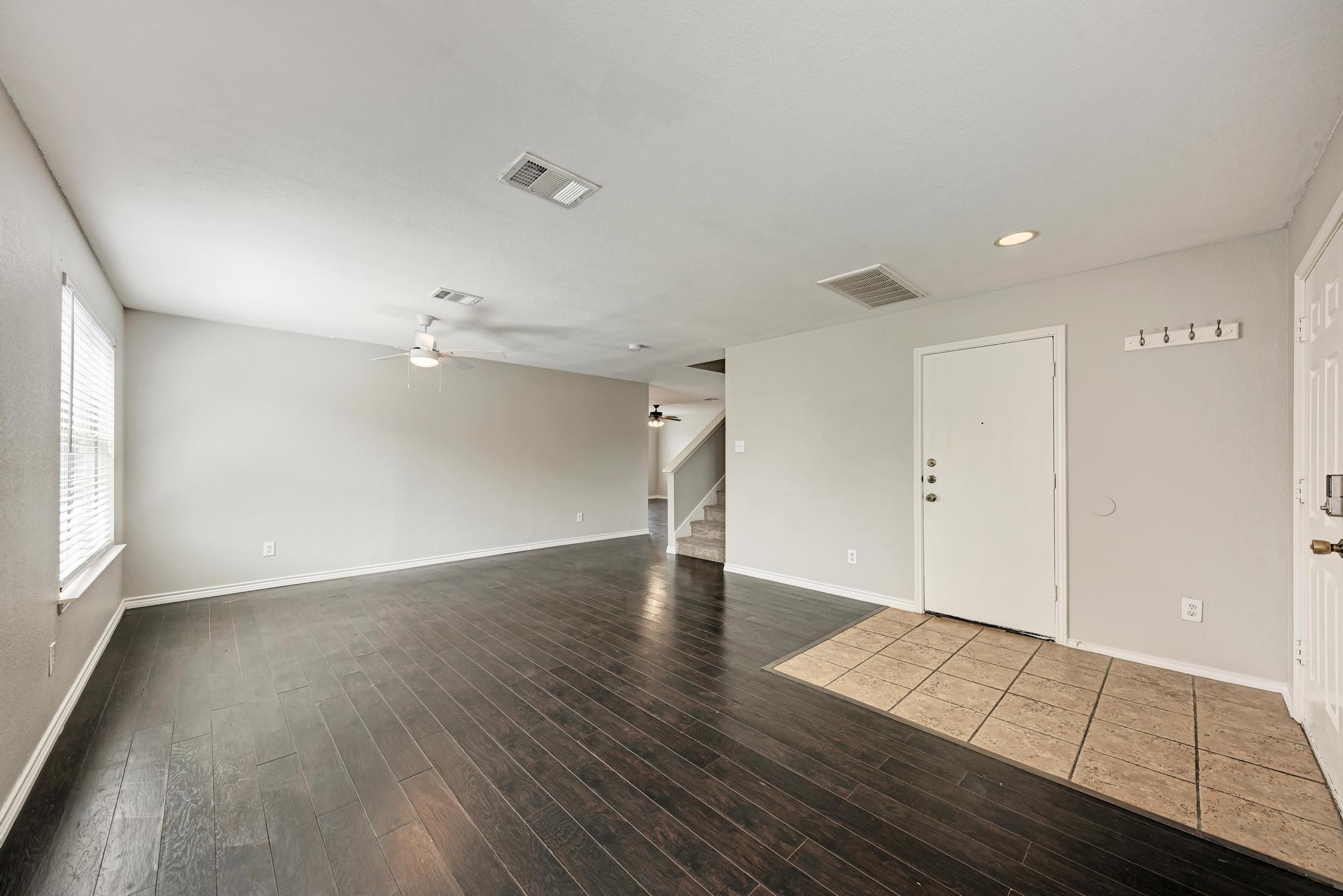 1302 Casa Blanca Cv Property Photo 6