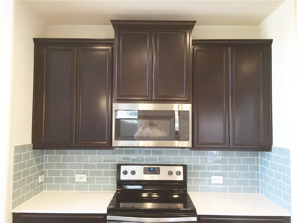 3240 E Whitestone Blvd #88 Property Photo 7