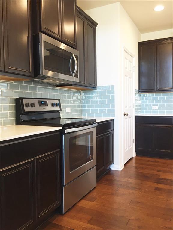 3240 E Whitestone Blvd #88 Property Photo 8