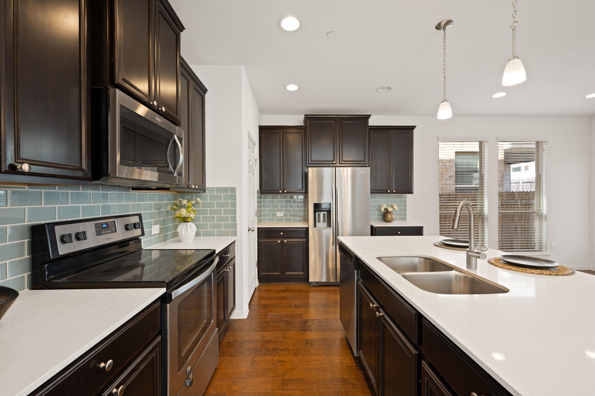 3240 E Whitestone Blvd #88 Property Photo 16