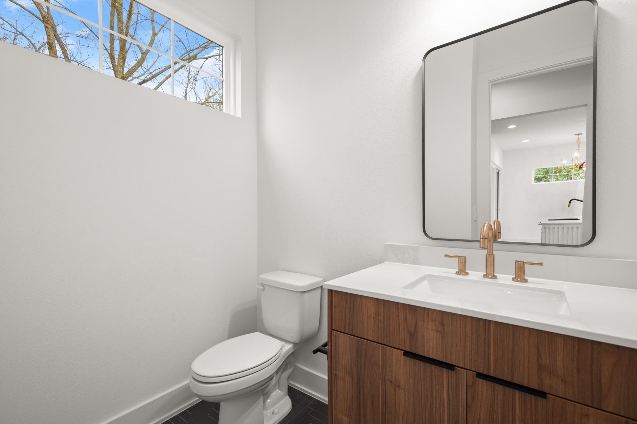601 Vermont Rd #1 Property Photo 6