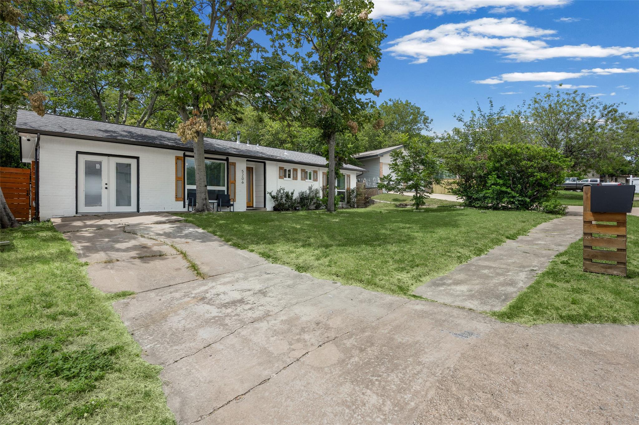 5206 Emerald Forest Dr Property Photo 20