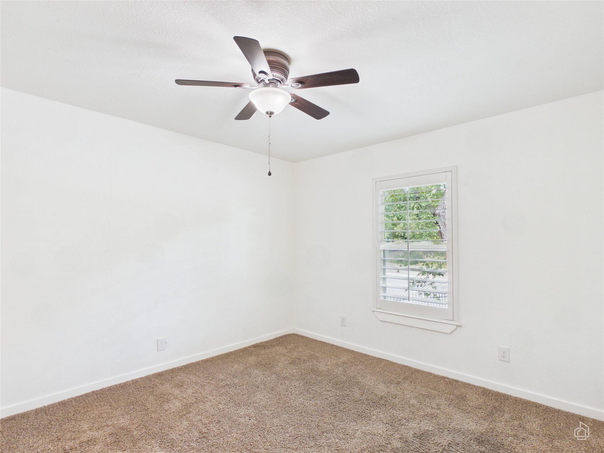 6211 Manor Rd #107 Property Photo 13