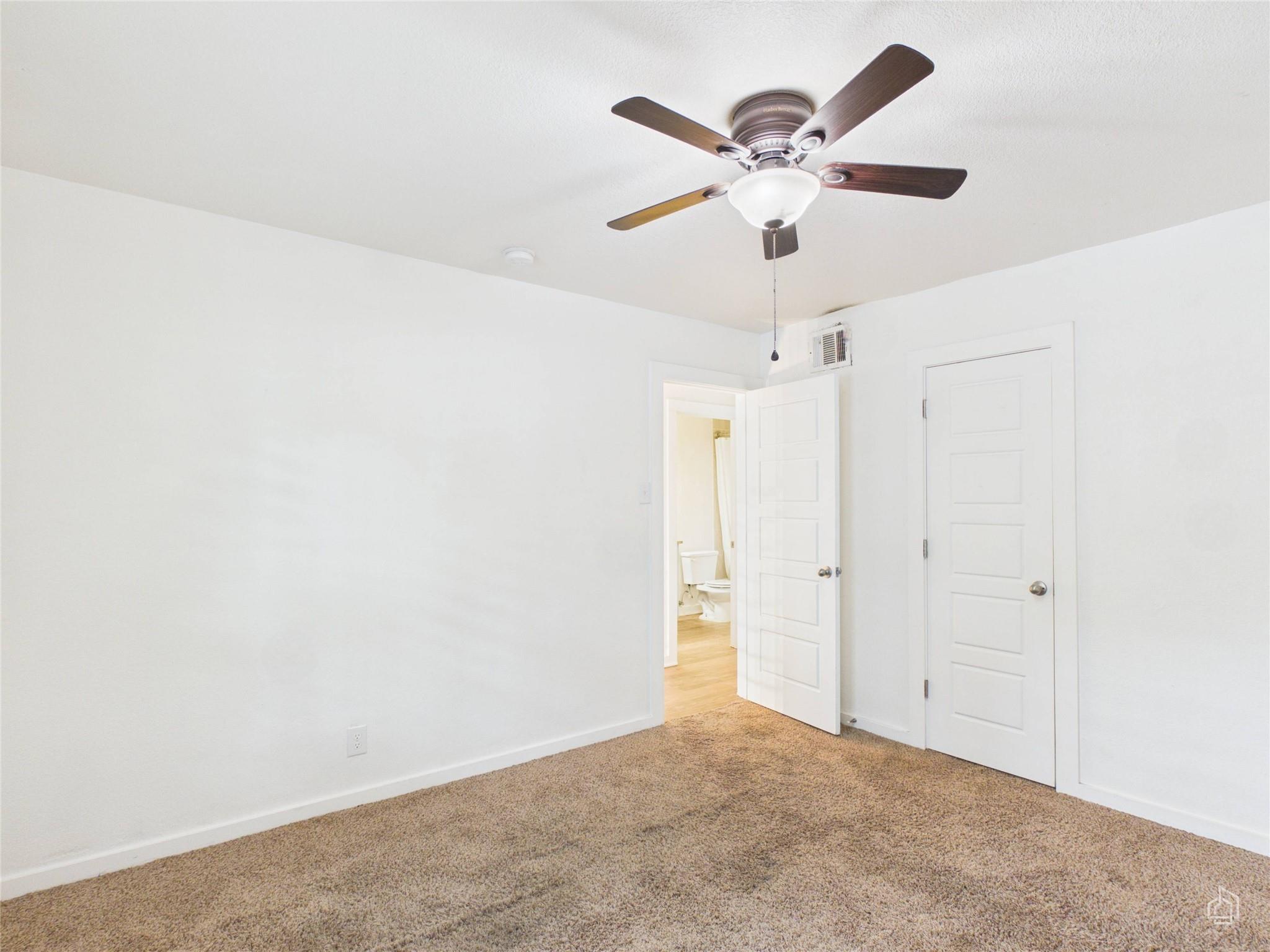 6211 Manor Rd #107 Property Photo 18