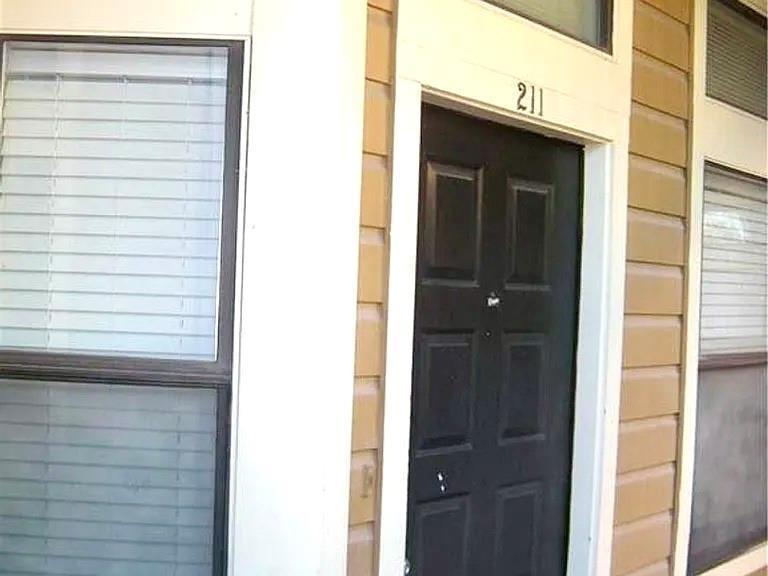 2802 Nueces St #211 Property Photo 4