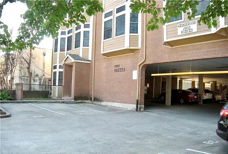 2802 Nueces St #211 Property Photo 5