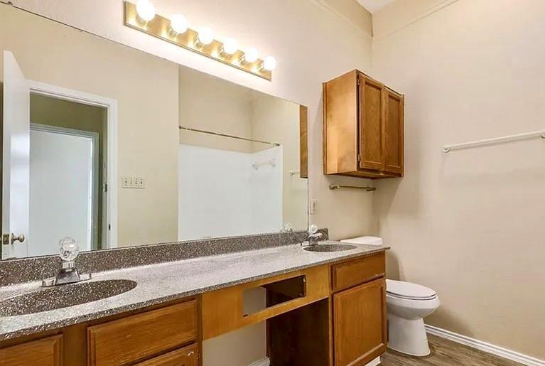 2802 Nueces St #211 Property Photo 12