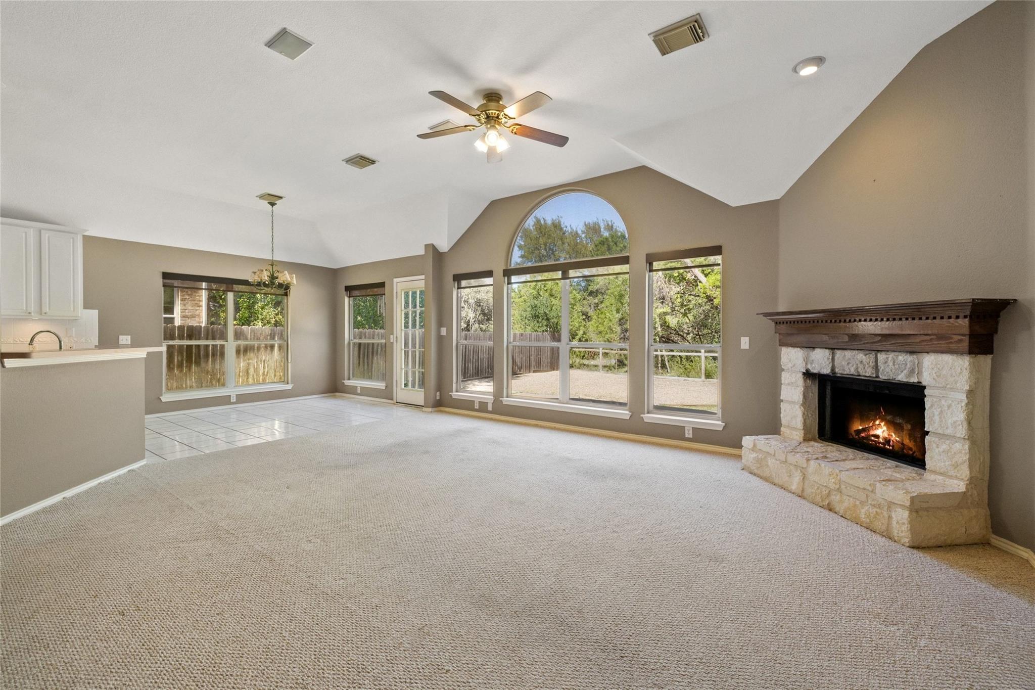 5400 Apache Creek Cv Property Photo 9