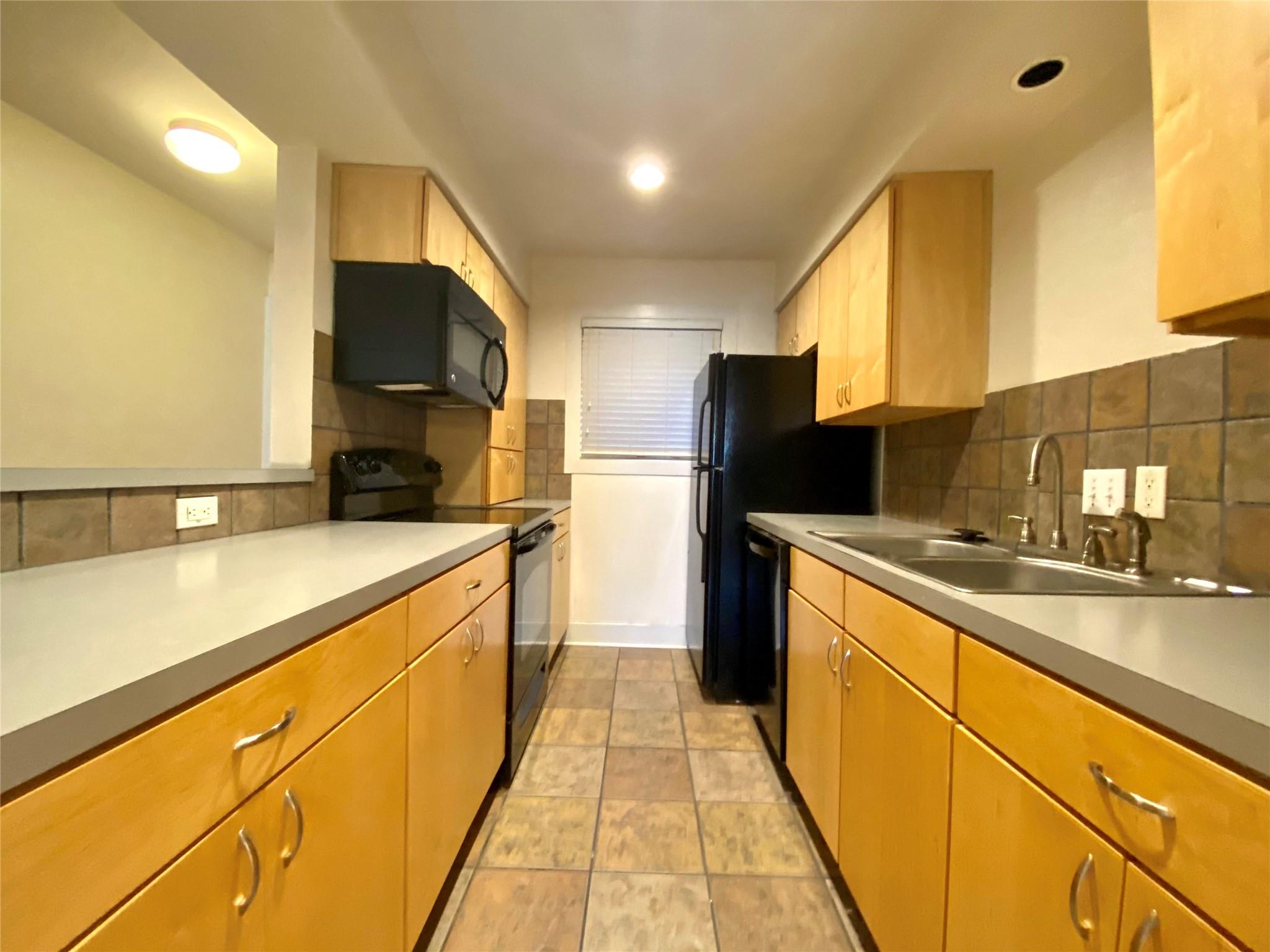 3815 Guadalupe St #207 Property Photo 1