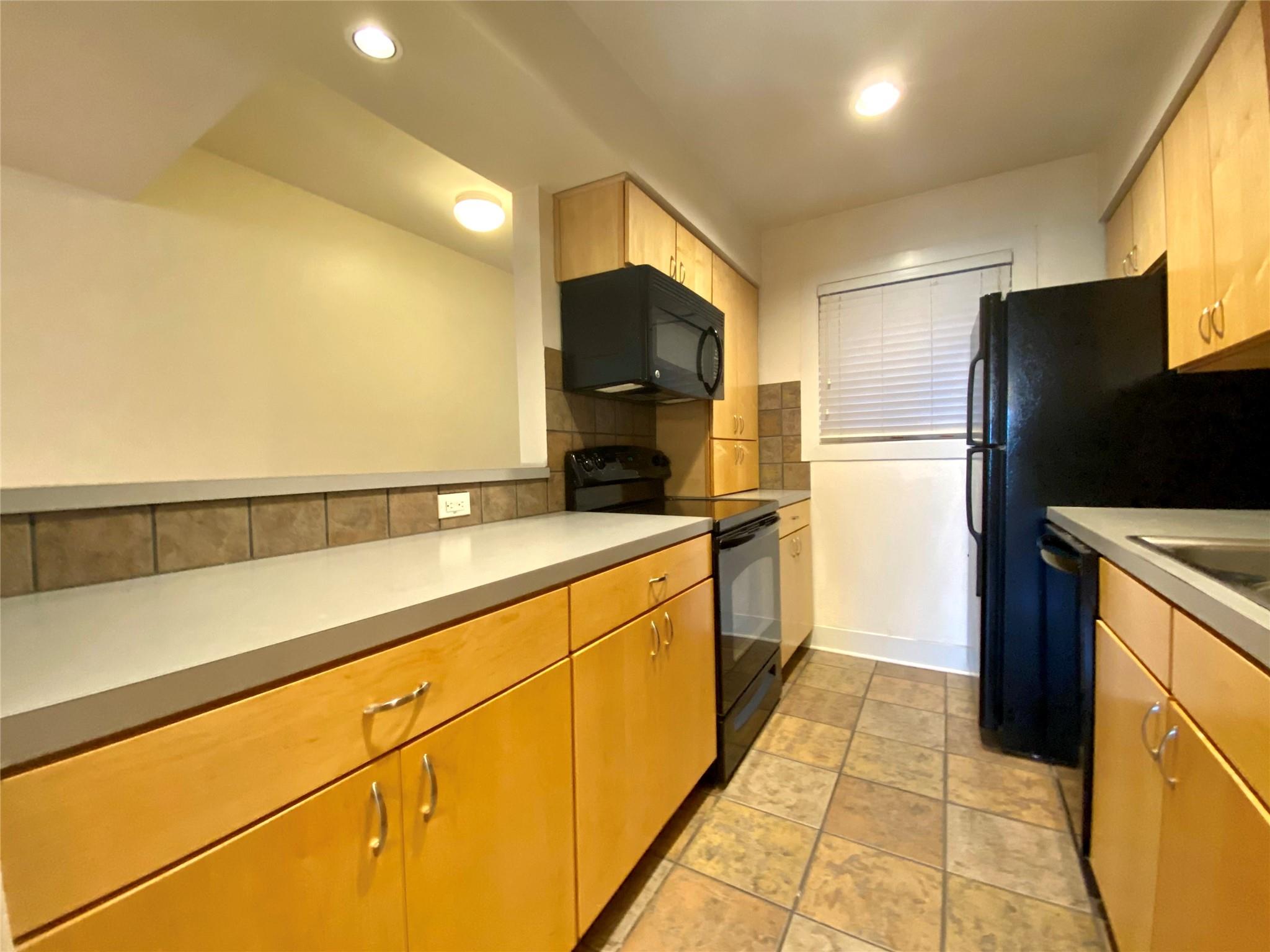 3815 Guadalupe St #207 Property Photo 3